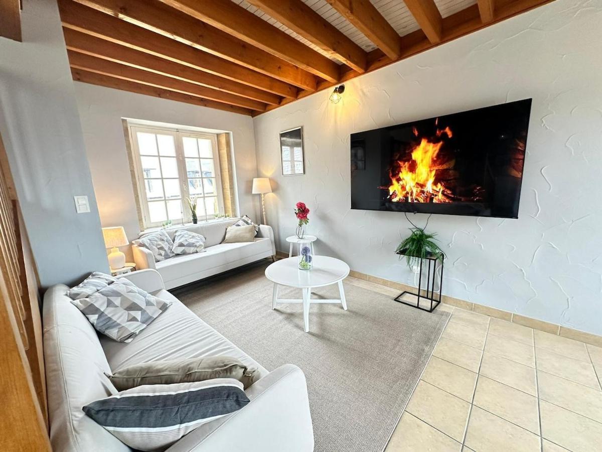 S Bayleved'Air Duplex Vue Chateau, Balneo Et Sauna Sedan Kültér fotó