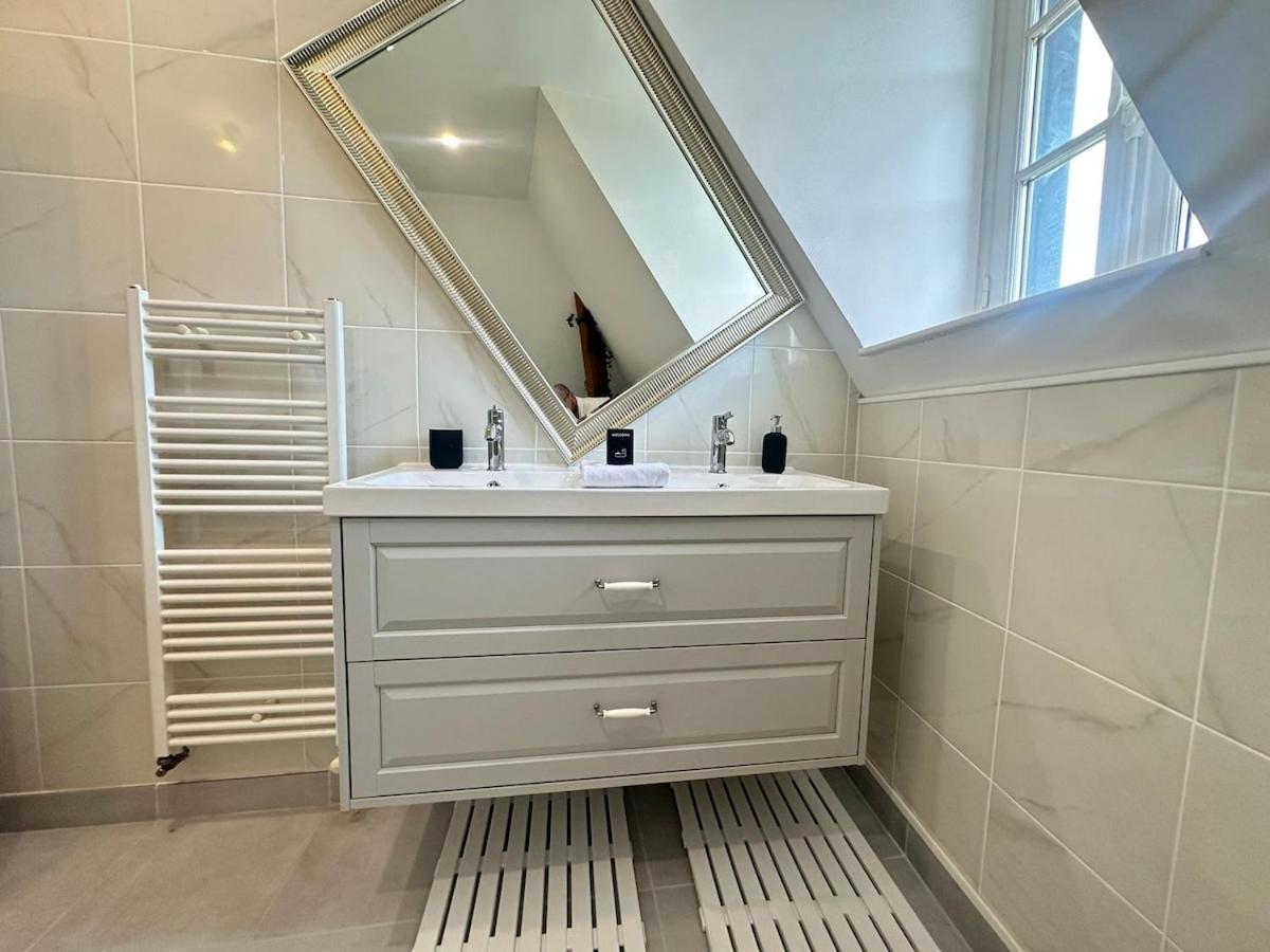 S Bayleved'Air Duplex Vue Chateau, Balneo Et Sauna Sedan Kültér fotó